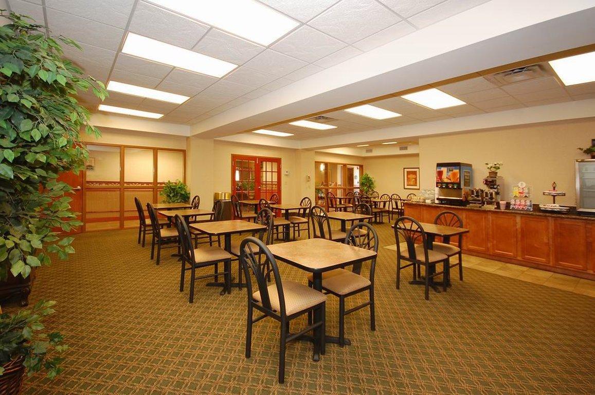 Best Western Plus Midwest City Inn & Suites Exterior foto